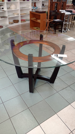 Thrift Store «Boomerangs Thrift Store», reviews and photos, 2365 Wilton Dr, Wilton Manors, FL 33305, USA