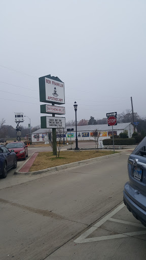 Deli «Ben Franklin Apothecary», reviews and photos, 302 N Main St, Duncanville, TX 75116, USA