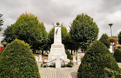 Monument aux morts de Bucy-le-Long à Bucy-le-Long