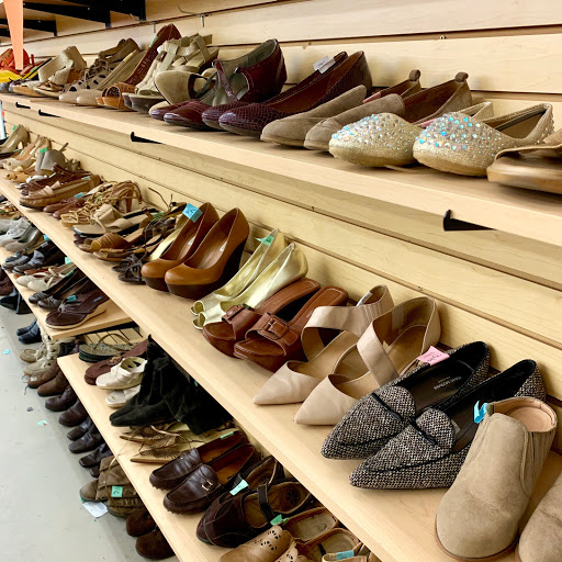 Thrift Store «Hope of the Valley Thrift Store», reviews and photos, 2790 E Los Angeles Ave, Simi Valley, CA 93065, USA