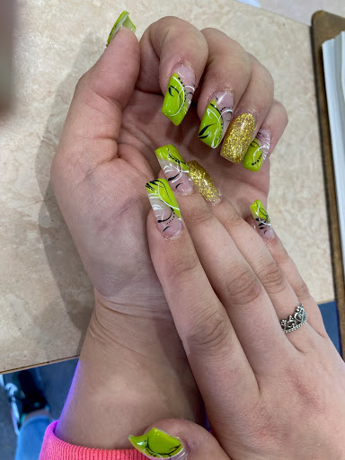 Nail Salon «Nails Hair & Spa Salon», reviews and photos, 4261 Fulton Rd, Cleveland, OH 44144, USA