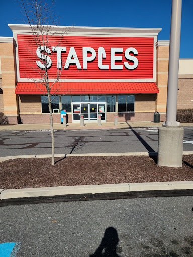 Office Supply Store «Staples», reviews and photos, 4711 Perkiomen Ave, Reading, PA 19606, USA