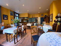 Atmosphère du Restaurant français Restaurant La Vieille Tour à Strasbourg - n°2