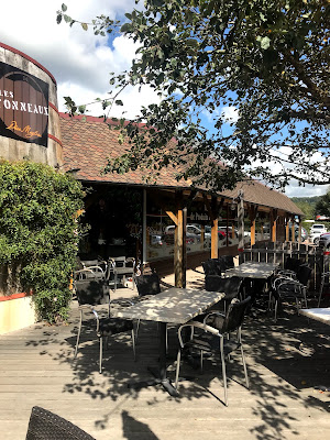 Restaurant "Les Tonneaux du Père Magloire" à Pont-l'Évêque