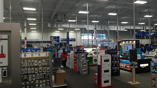 Electronics Store «Best Buy», reviews and photos, 350 W Army Trail Rd, Bloomingdale, IL 60108, USA