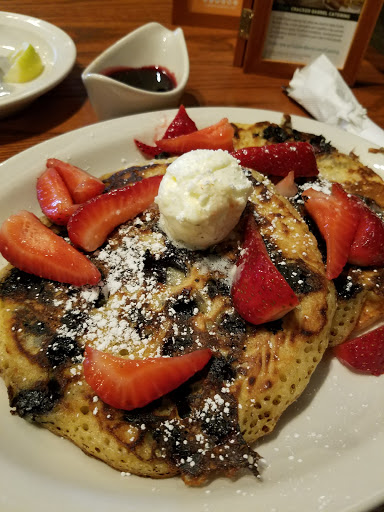 American Restaurant «Cracker Barrel Old Country Store», reviews and photos, 2697 Highwood Blvd, Smyrna, TN 37167, USA