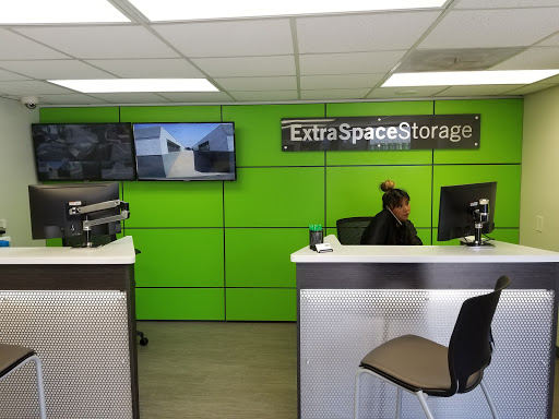 Self-Storage Facility «Extra Space Storage», reviews and photos, 340 S Flower St, Orange, CA 92868, USA