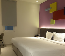 Zoom Hotel Dharmahusada photo