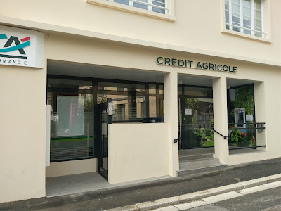 Crédit Agricole à Pont-l'Évêque