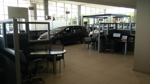 Toyota Dealer «Elgin Toyota», reviews and photos, 1600 W Lake St, Streamwood, IL 60107, USA