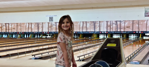 Bowling Alley «Turkeyfoot Lanes», reviews and photos, 3911 S Main St, Akron, OH 44319, USA