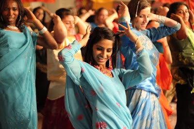 École de danse Bollywood Lyon - Danseuse Bollywood Style By Rani à Lyon