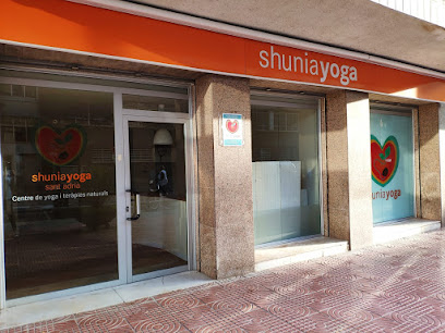 Shunia Yoga Sant Adrià - Carrer de Velázquez, 3, local, 08930 Sant Adrià de Besòs, Barcelona, Spain