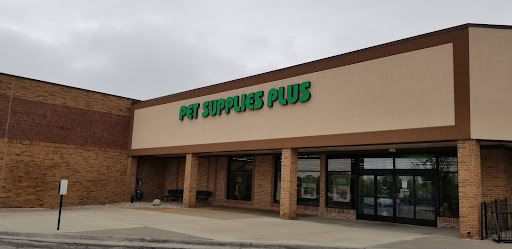 Pet Supply Store «Pet Supplies Plus», reviews and photos, 13360 W 87th St Pkwy, Lenexa, KS 66215, USA