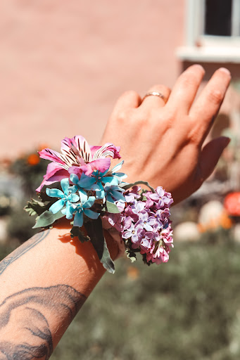 Fancy Pansy wedding&event florist image