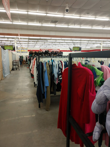 Used Clothing Store «Family Thrift Center Outlet», reviews and photos, 6769 S Texas 6, Houston, TX 77083, USA