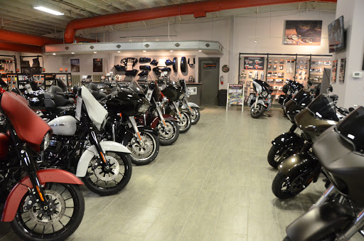 Motorcycle Dealer «Phantom Harley-Davidson», reviews and photos, 291 N Cypress Dr, Manteno, IL 60950, USA