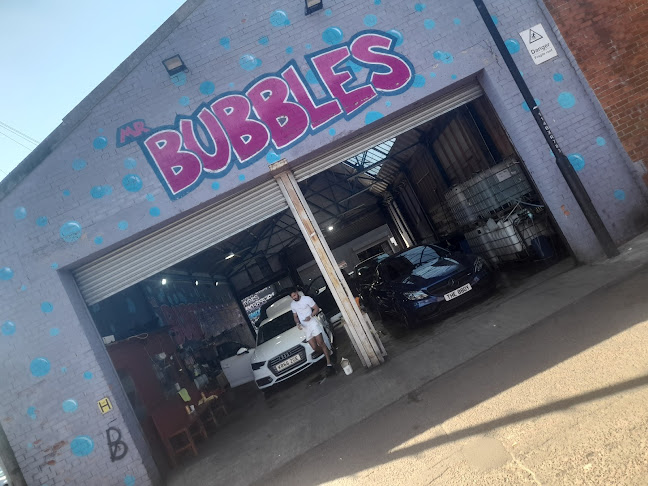 Mr Bubbles - Car wash