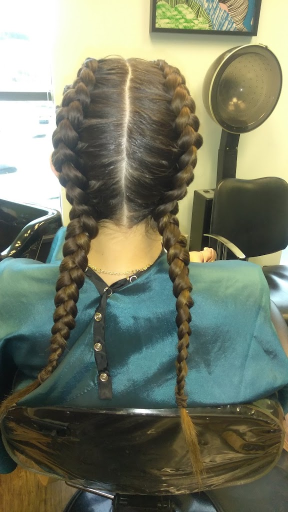 Joslyn's Hair Designs 92691