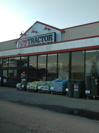 Home Improvement Store «Tractor Supply Co.», reviews and photos, 11181 Maple Ridge Rd, Medina, NY 14103, USA