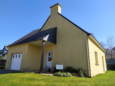 Mam des oisillons à Motreff