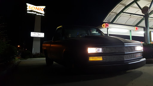 Fast Food Restaurant «Sonic Drive-In», reviews and photos, 1598 N Main St, Crossville, TN 38555, USA