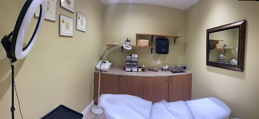 Electrolysis Hair Removal Service «Tarzana Skin Care & Electrolysis», reviews and photos, 19570 Ventura Blvd, Tarzana, CA 91356, USA