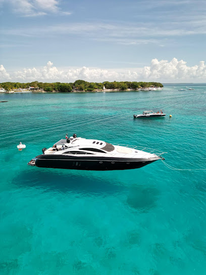 Cartagena Boat Rental | Luxury Yacht Rentals | Armored Vehicle by Colombia Luxury Group S.A.S.