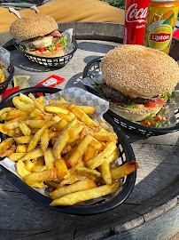 Plats et boissons du Restaurant de hamburgers O'BUS Burger Pizza - A EMPORTER ET EN LIVRAISON LE SOIR à Sciez - n°4