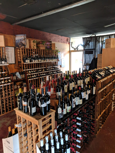 Wine Bar «The Wine Crush», reviews and photos, 3131 E Broadway, Long Beach, CA 90803, USA