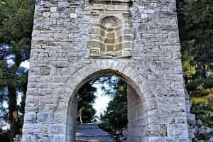 Notre-Dame du Château image