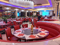 Atmosphère du Restaurant de type buffet Palais de Mazarin à Chilly-Mazarin - n°5