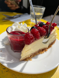 Gâteau au fromage du Café Le Voltigeur à Paris - n°3