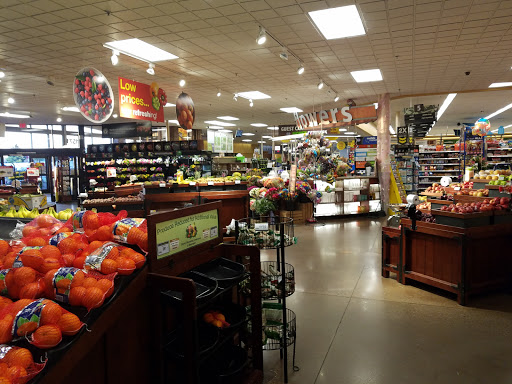 Grocery Store «Kroger», reviews and photos, 1571 N State St, Greenfield, IN 46140, USA