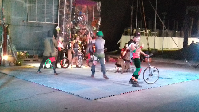 Comentarii opinii despre Gimnasio Municipal De Pirque