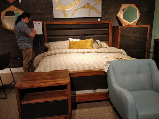 Furniture Store «Ashley HomeStore», reviews and photos, 7780 S Cicero Ave, Burbank, IL 60459, USA