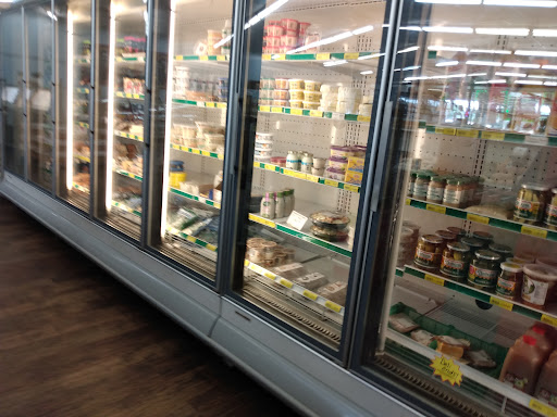 Grocery Store «The Hometown Market», reviews and photos, 401 Plaza Dr, Eustis, FL 32726, USA