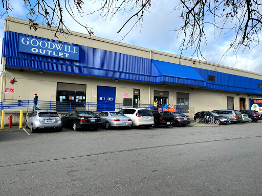 Thrift Store «Goodwill Outlet», reviews and photos, 1765 6th Ave S, Seattle, WA 98134, USA