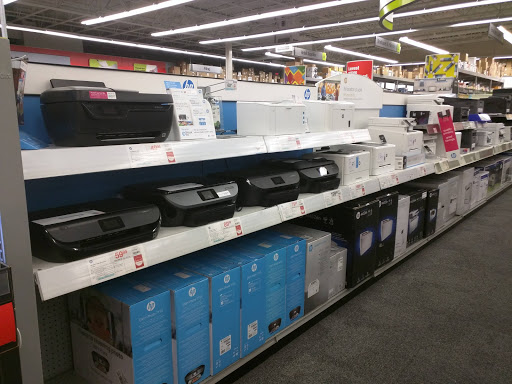 Office Supply Store «Staples», reviews and photos, 7910 Gall Blvd, Zephyrhills, FL 33541, USA