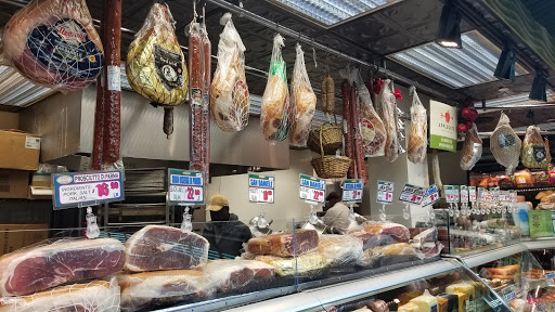 Gourmet Grocery Store «Garden Gourmet Market», reviews and photos, 5665 Broadway, Bronx, NY 10463, USA