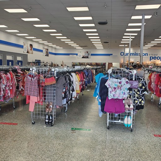 Donations Center «Goodwill of North Georgia: Lilburn Store and Donation Center», reviews and photos