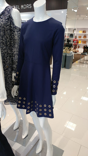 Fashion Accessories Store «Michael Kors», reviews and photos, 1650 Premium Outlet Blvd #1800, Aurora, IL 60502, USA