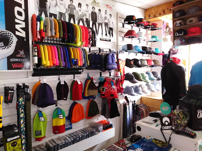 Opiniones de Zuburbia en Punta Arenas - Tienda de ropa