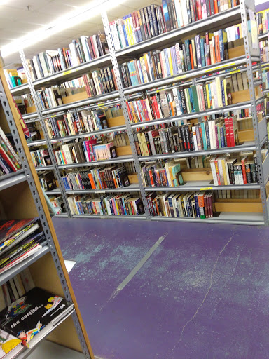 Used Book Store «Used Book Superstore», reviews and photos, 256 Cambridge St, Burlington, MA 01803, USA