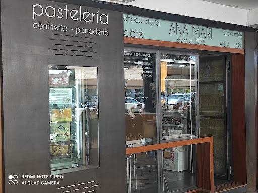 PASTELERÍA ANA MARI CAFÉ