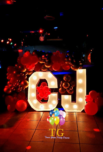 Night Club «Club 1828», reviews and photos, 5110 N 40th St, Tampa, FL 33610, USA