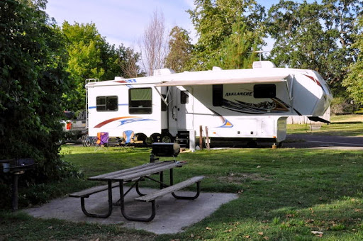 Red Bluff Recreation Area USFS image