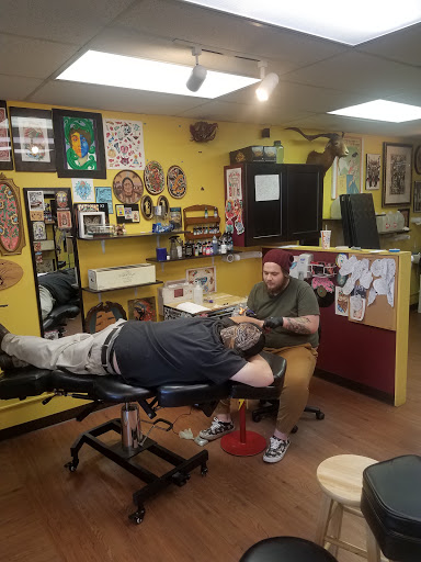 Tattoo Shop «Rose City Tattoo», reviews and photos, 1145 N Bechtle Ave, Springfield, OH 45504, USA