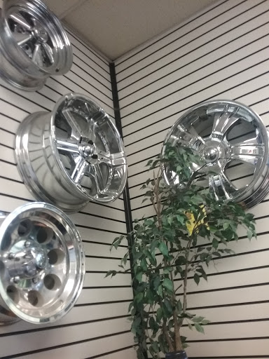 Auto Repair Shop «Mr Tire Auto Service Centers», reviews and photos, 5623 Crain Hwy, La Plata, MD 20646, USA