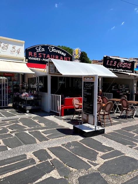 La taverne à Agde